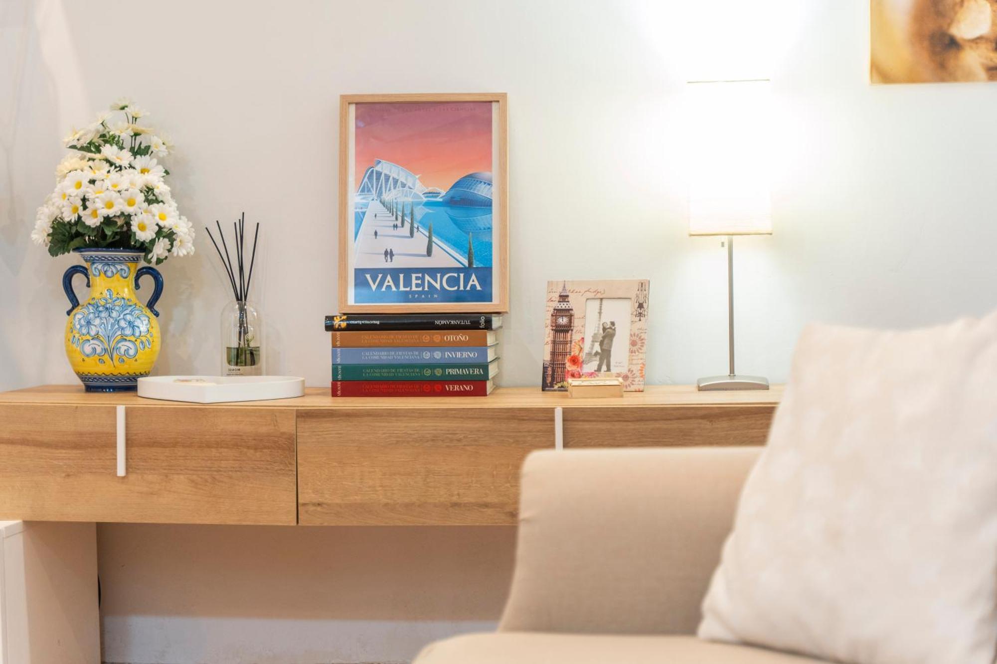 ולנסיה Lovely Apartment Near Beach & Science City מראה חיצוני תמונה