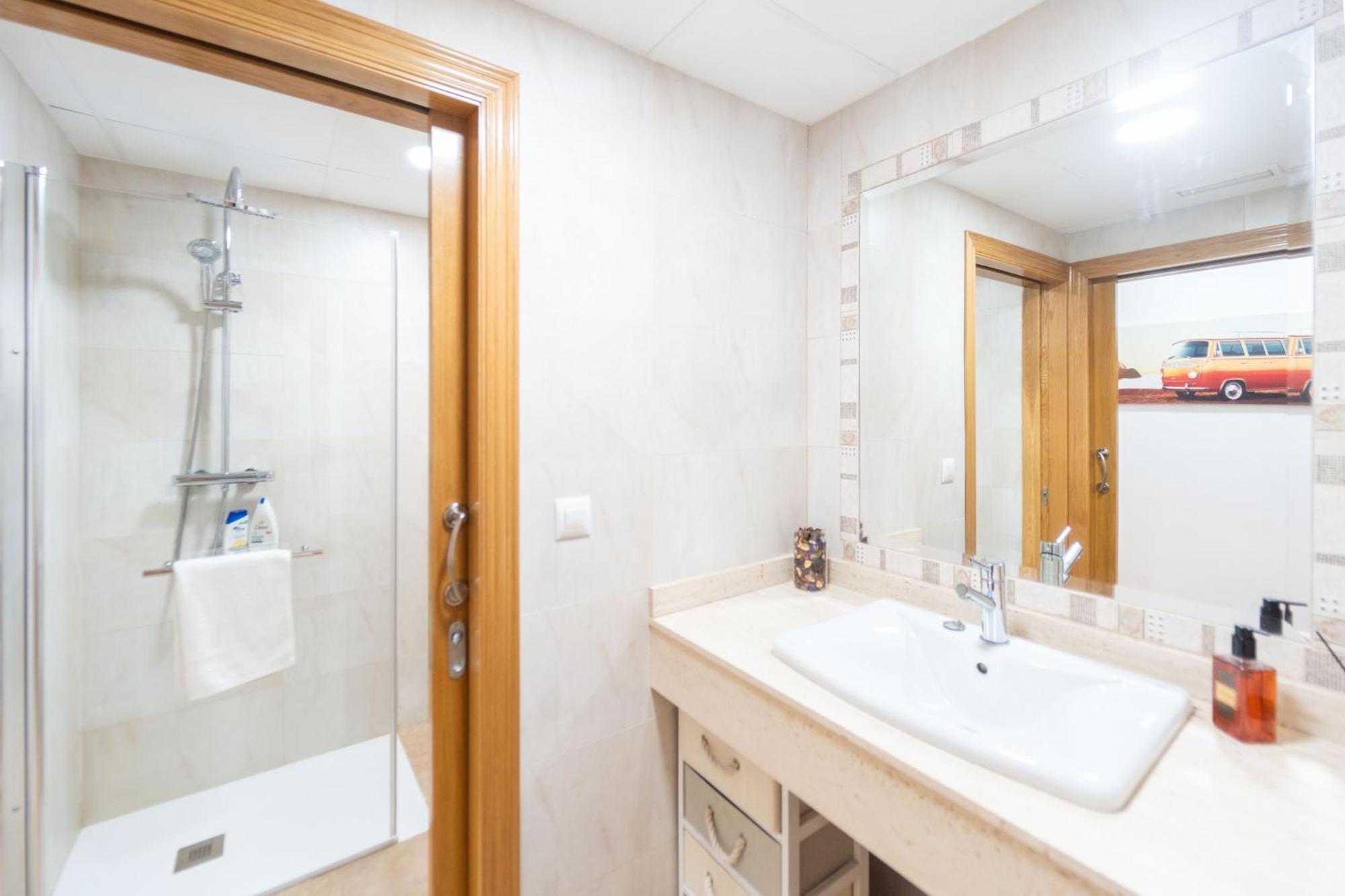 ולנסיה Lovely Apartment Near Beach & Science City מראה חיצוני תמונה