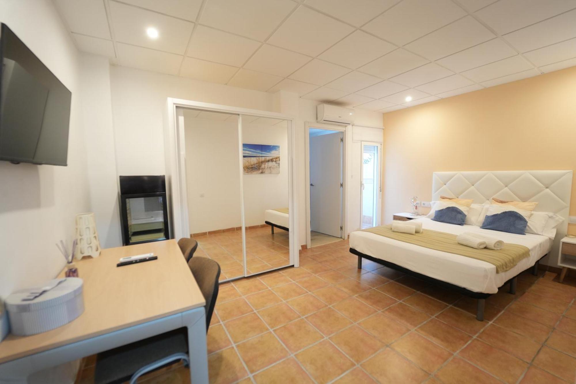 ולנסיה Lovely Apartment Near Beach & Science City מראה חיצוני תמונה