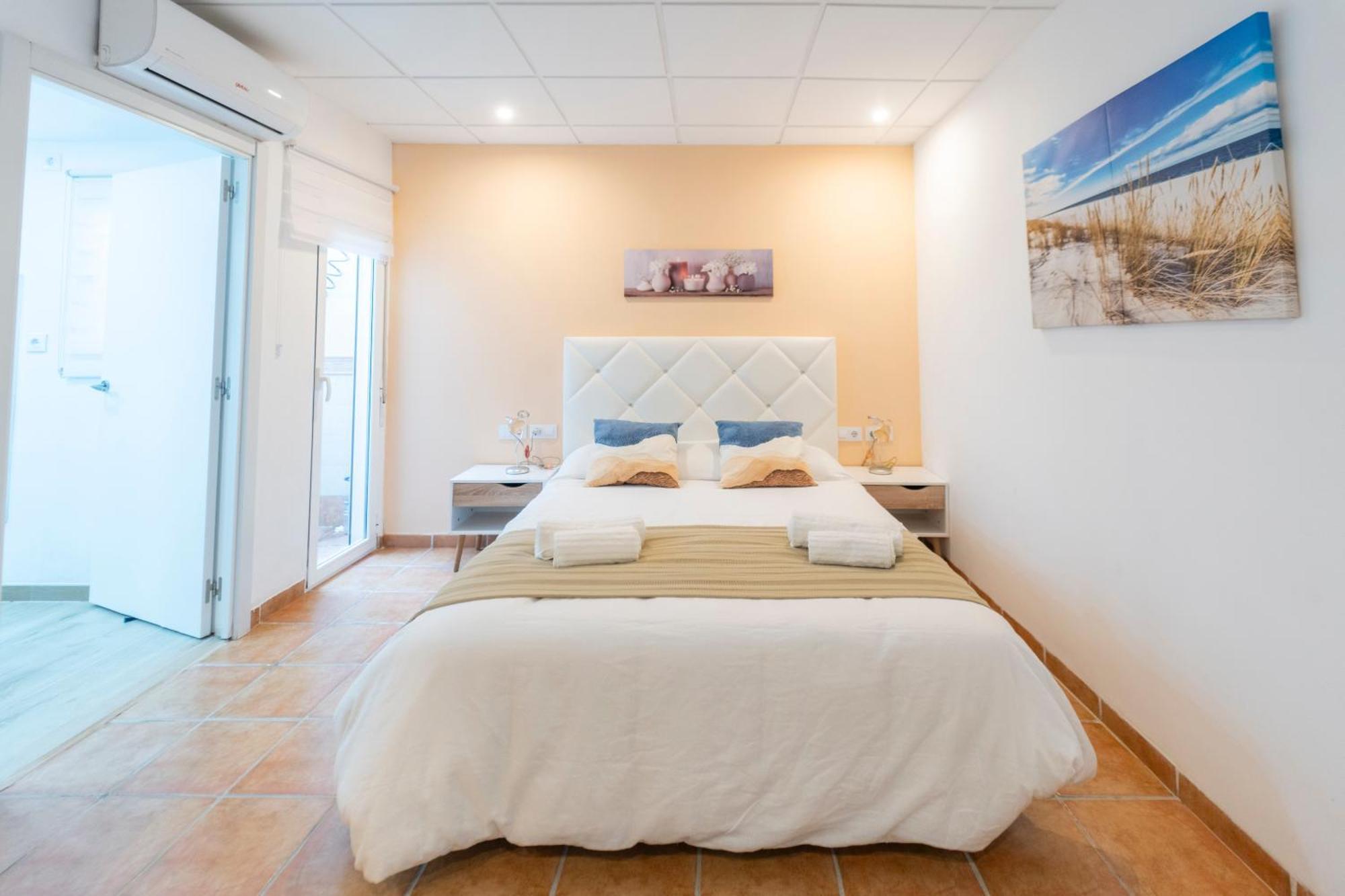 ולנסיה Lovely Apartment Near Beach & Science City מראה חיצוני תמונה