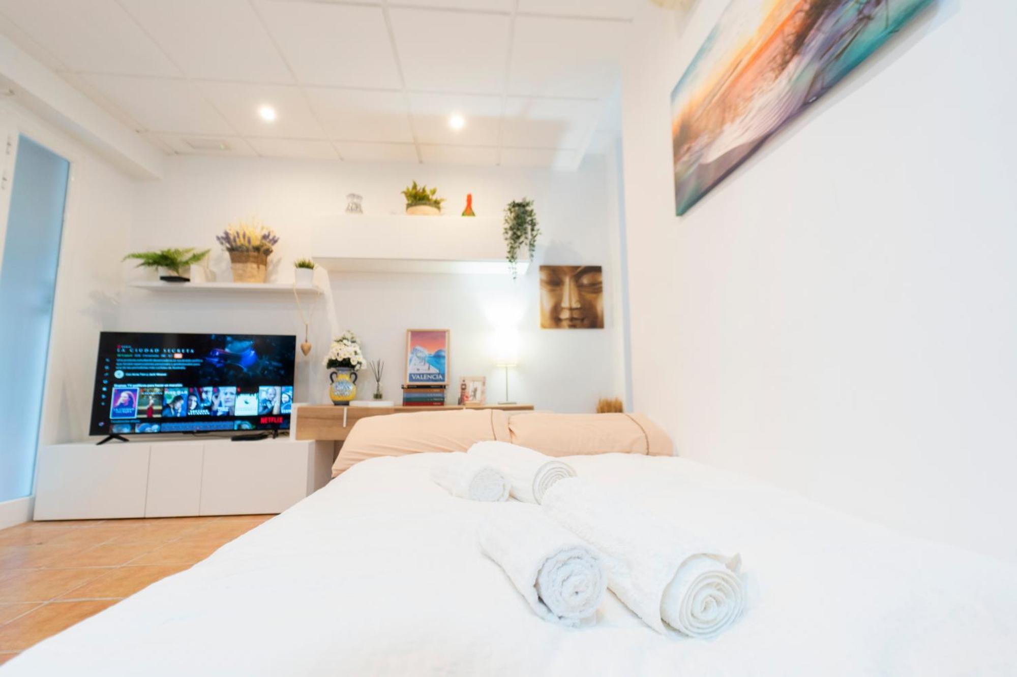 ולנסיה Lovely Apartment Near Beach & Science City מראה חיצוני תמונה