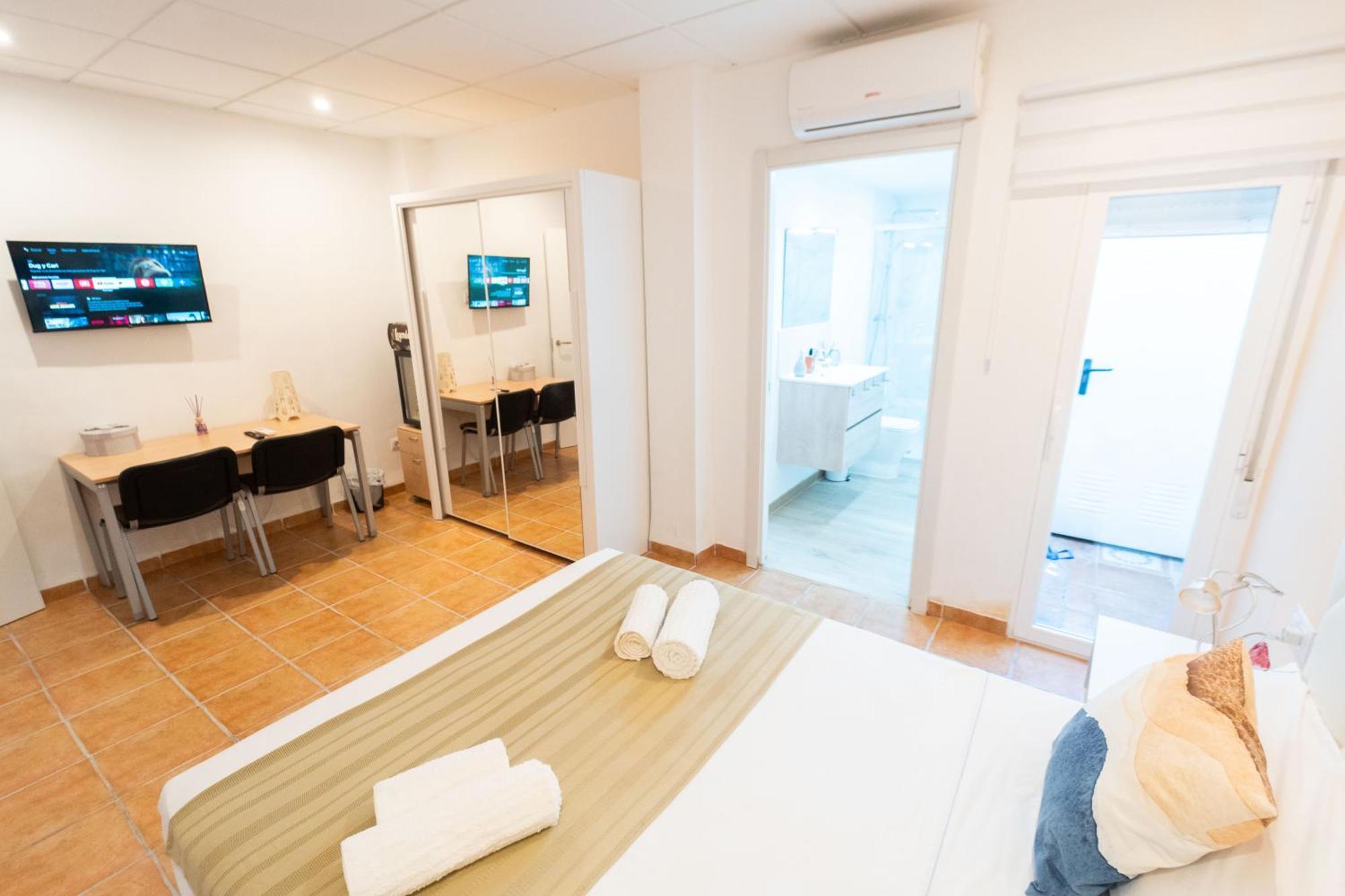 ולנסיה Lovely Apartment Near Beach & Science City מראה חיצוני תמונה
