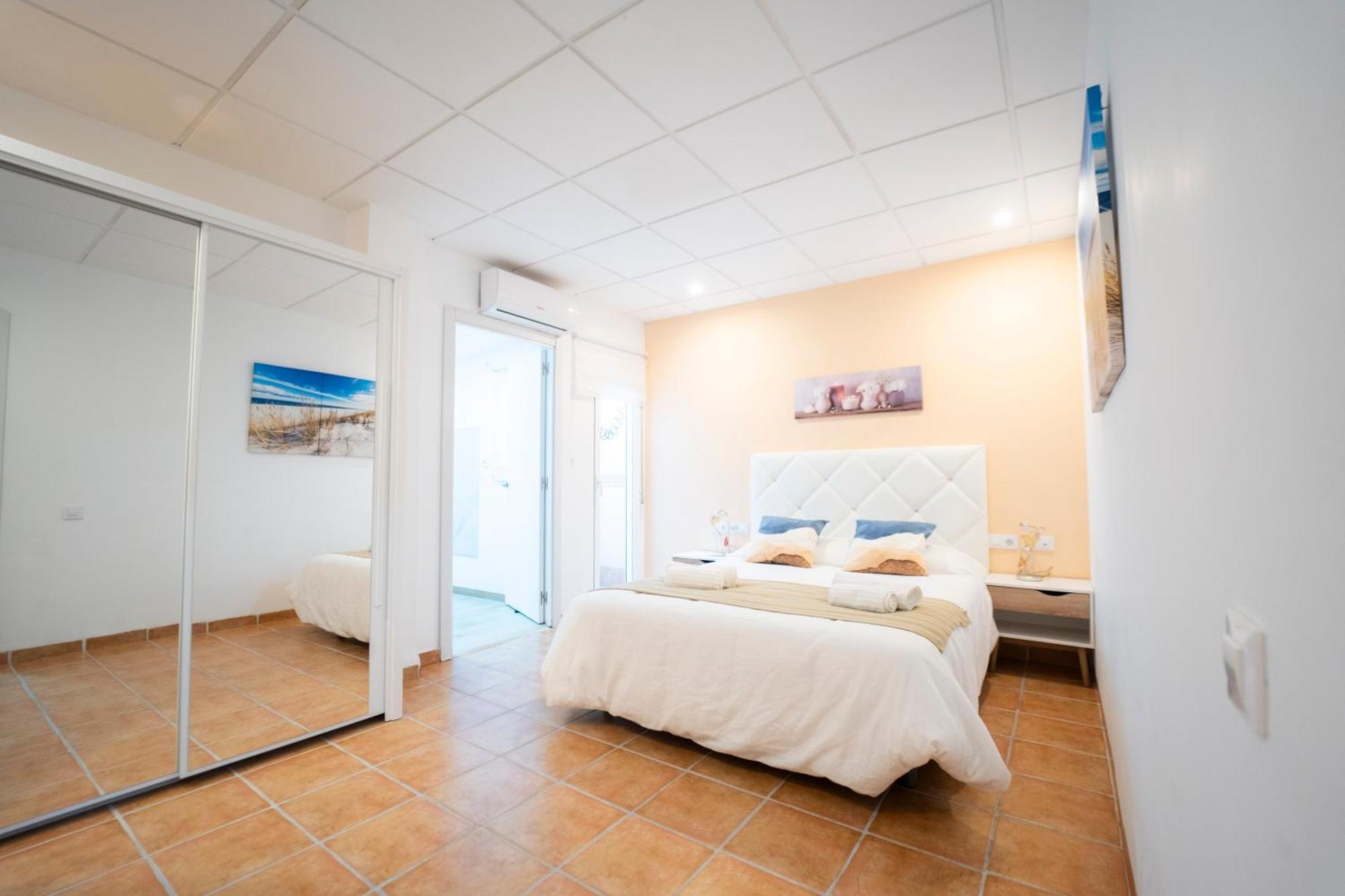 ולנסיה Lovely Apartment Near Beach & Science City מראה חיצוני תמונה