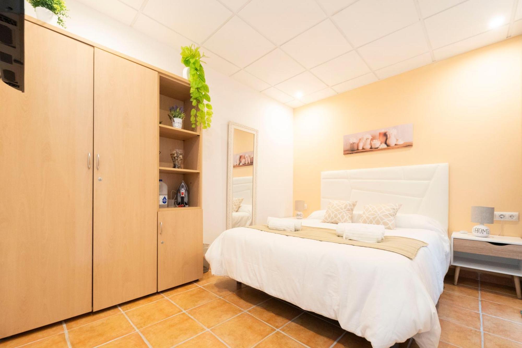 ולנסיה Lovely Apartment Near Beach & Science City מראה חיצוני תמונה