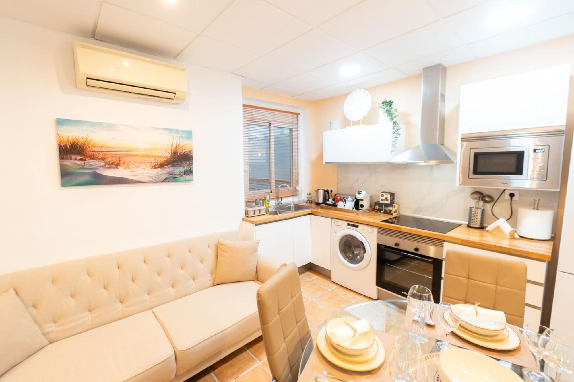 ולנסיה Lovely Apartment Near Beach & Science City מראה חיצוני תמונה